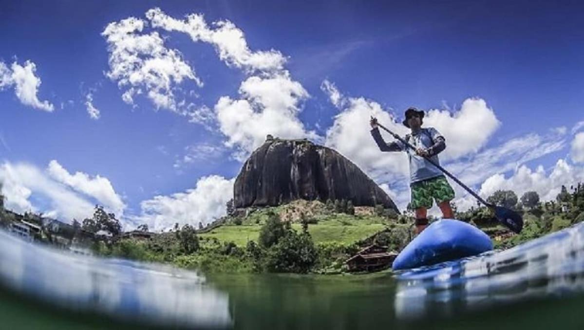 Sin Prisa "Not Rush" Cabana Preciosa! Con Jacuzzi, Vista Y Acceso Directo Al Embalse, Vista A La Piedra , Deporte Acuatico Paddle Board And Breakfast Incluidos ! Imperdible غواتابيه المظهر الخارجي الصورة